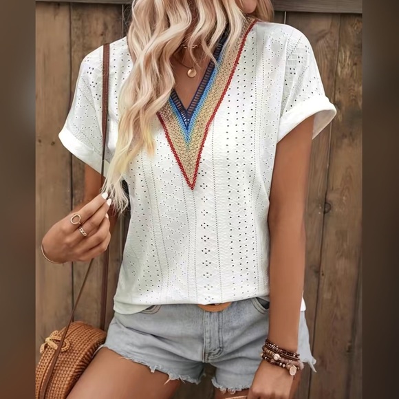 Rainbow Crochet Lace V Neck White Eyelet Boho Short Sleeve Shirt M L XL NWT - Picture 4 of 6